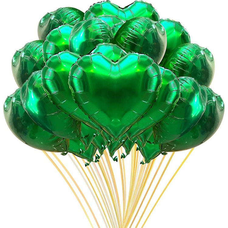 Balões em forma de coração verde